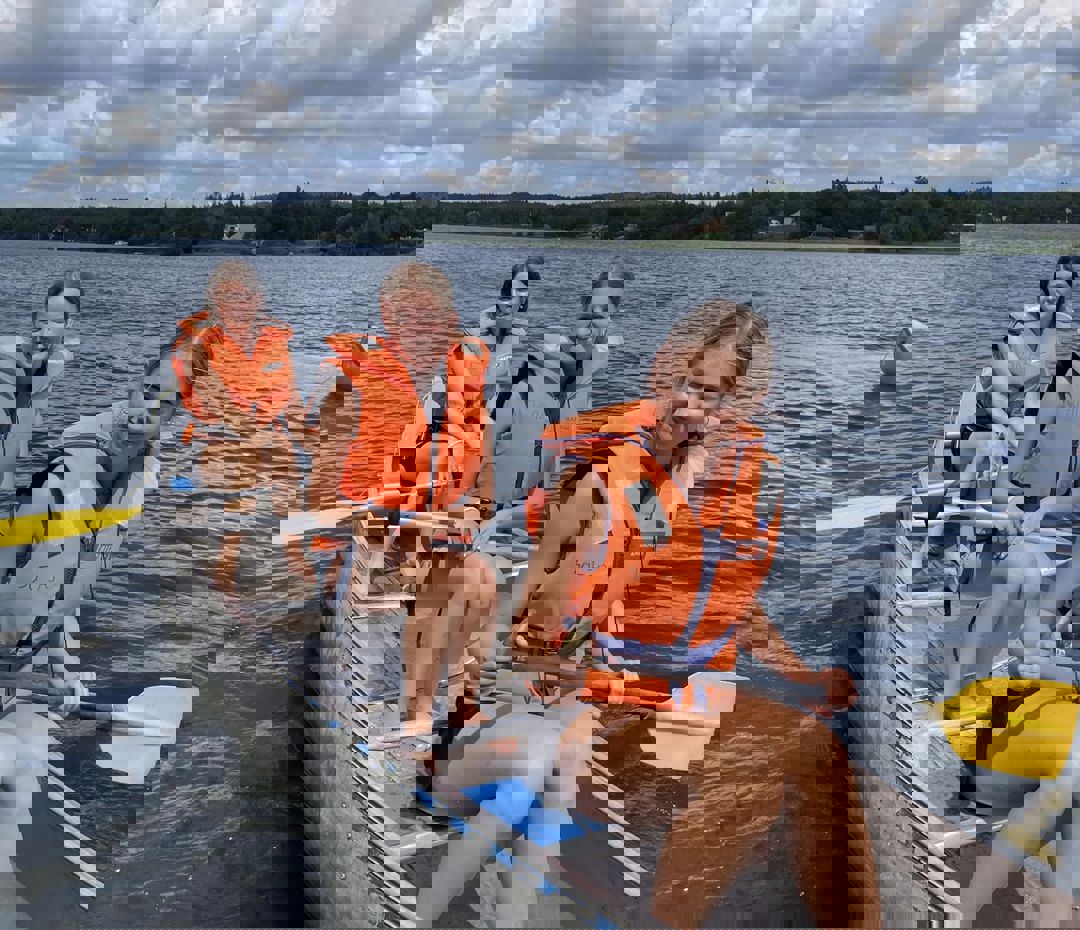 355726344 752128403582066 8651602550714372586 N